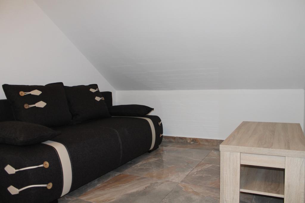 Penzion Bowten Secovce Exterior foto